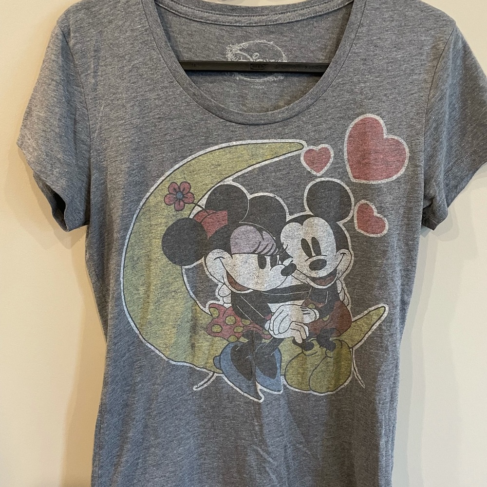 Disney t-shirt (Mickey and Minnie)
